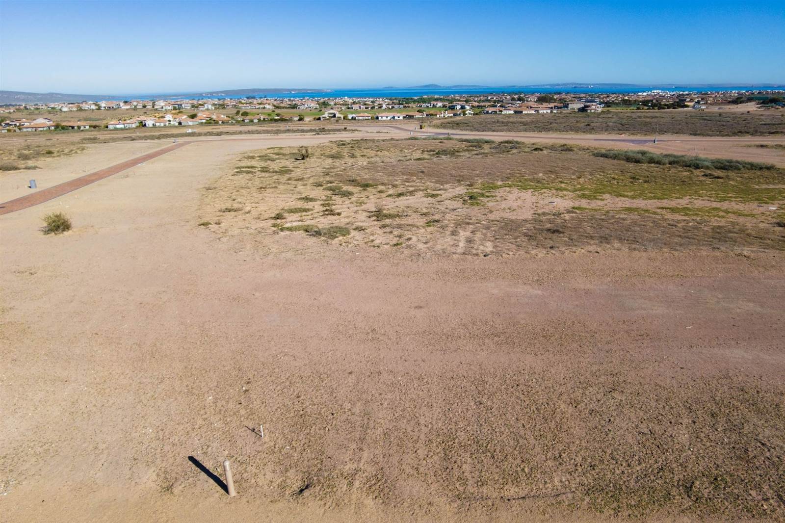 707 m² Land available in Langebaan Country Estate photo number 4
