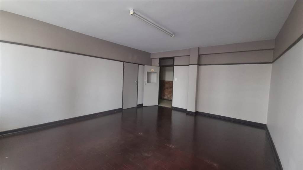 34  m² Commercial space in Pretoria Central photo number 3