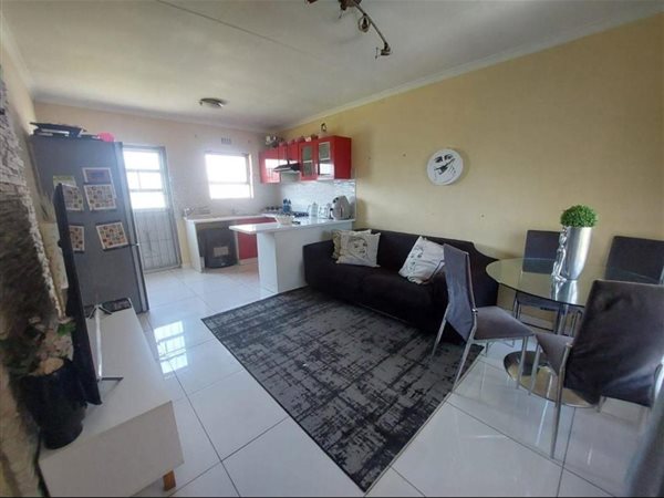 2 Bed House in Vredekloof East