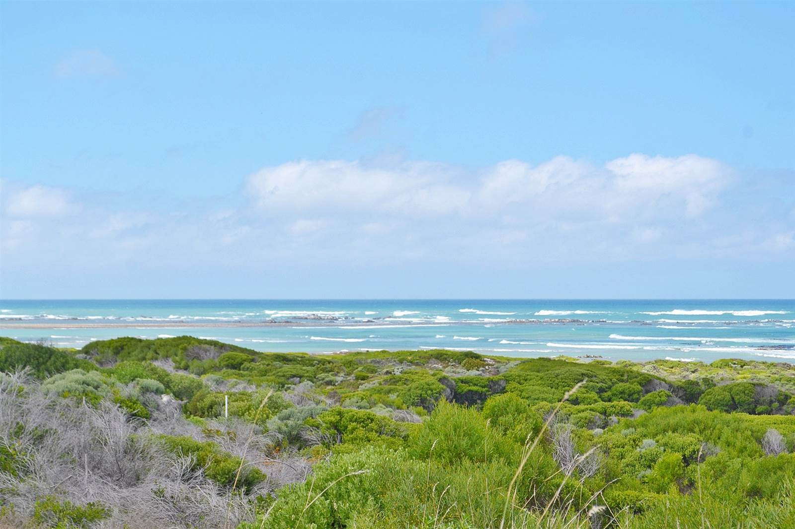 660 m² Land available in Suiderstrand photo number 3