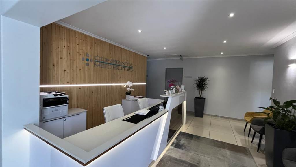 42  m² Office Space in Constantia photo number 2