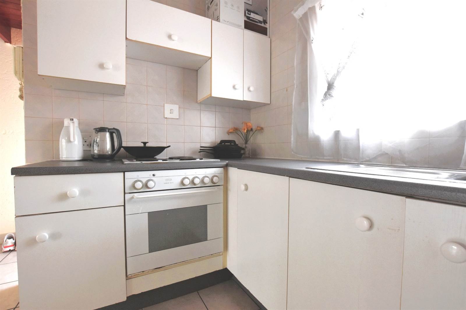 1 Bed Apartment in Morningside photo number 15