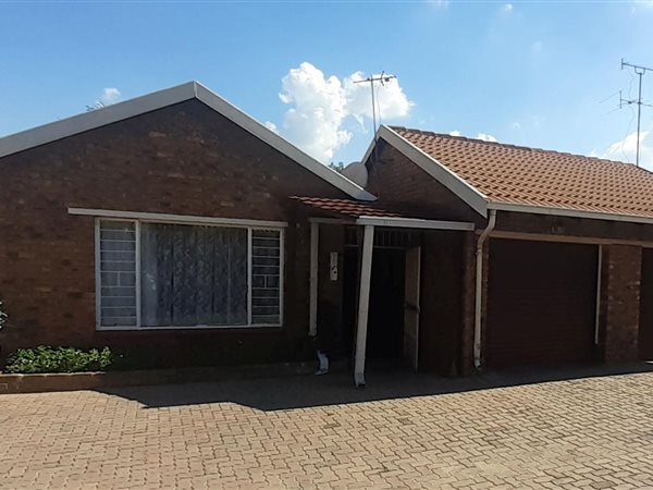 2 Bed Townhouse in Boksburg North