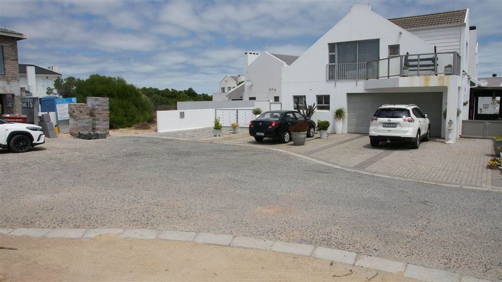 379 m² Land available in Shelley Point photo number 6