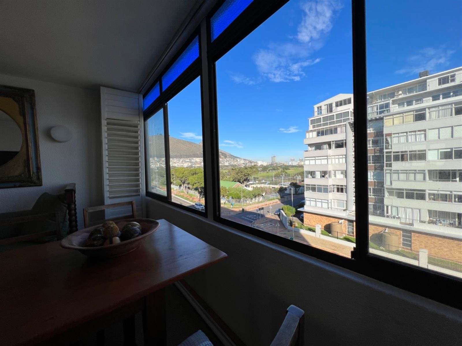 Studio Apartment in Mouille Point photo number 12