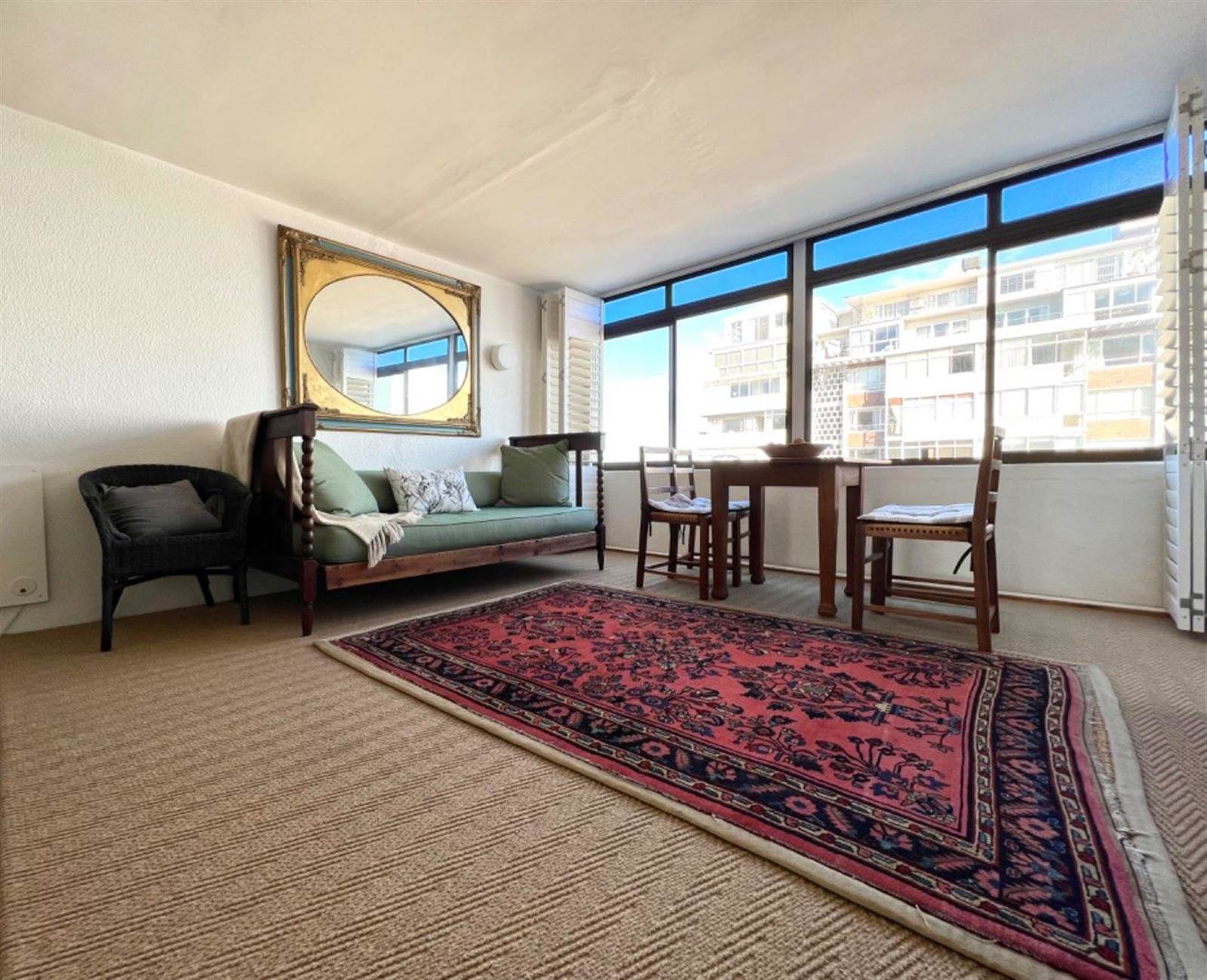 Studio Apartment in Mouille Point photo number 16