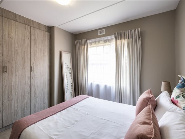 2 Bedroom House 2 Bedroom House