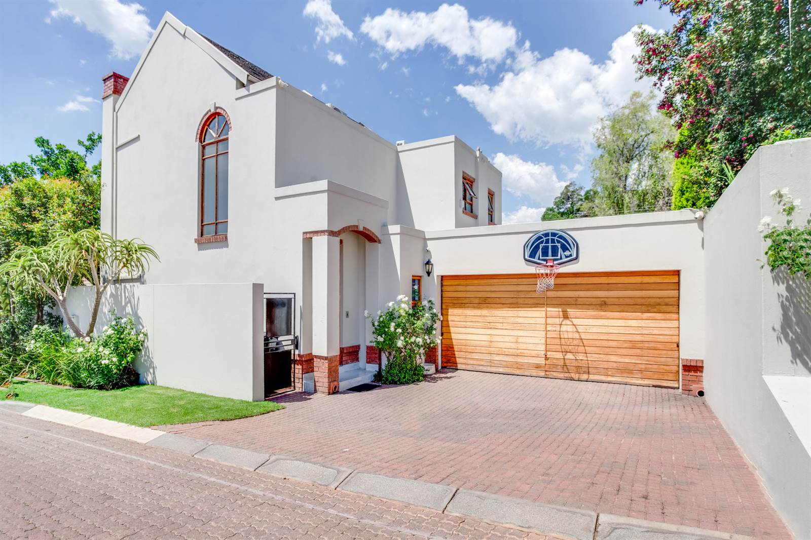 3 Bed House in Bryanston photo number 5