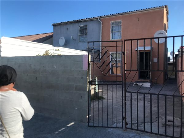 3 Bed House in Mitchells Plain Central