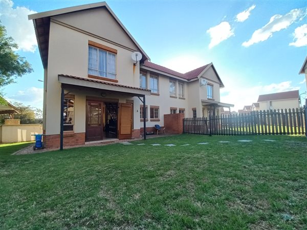 3 Bed Townhouse in Kosmosdal