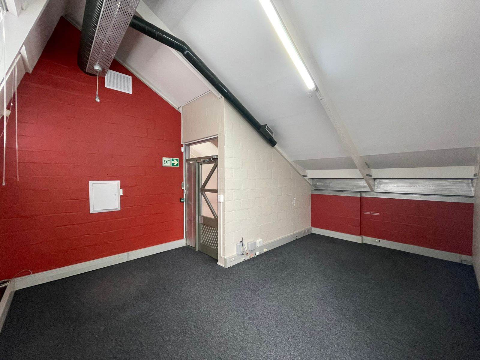 315  m² Commercial space in Observatory photo number 13