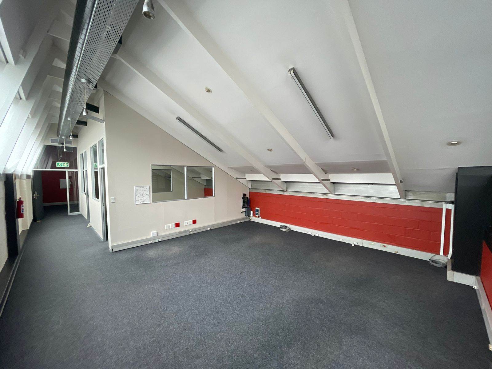 315  m² Commercial space in Observatory photo number 12