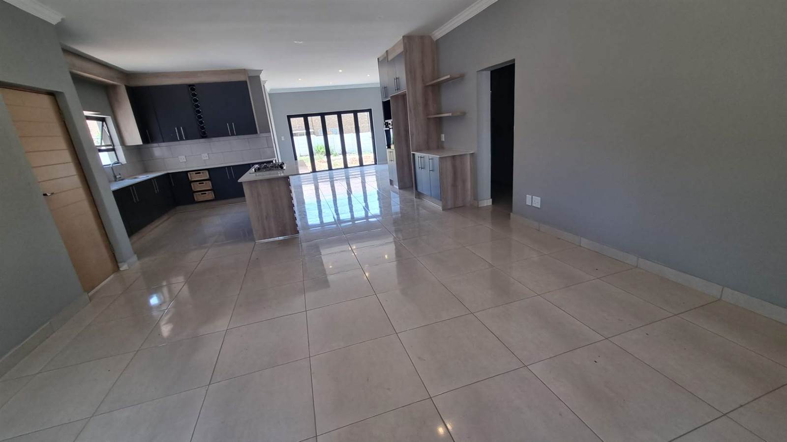 4 Bed House in Doringkloof photo number 13
