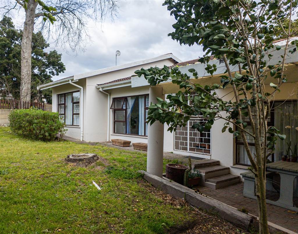 3 Bedroom House 3 Bedroom House