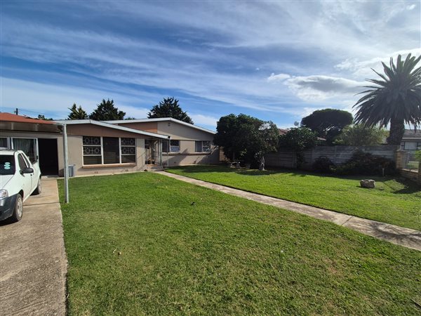 3 Bedroom House 3 Bedroom House