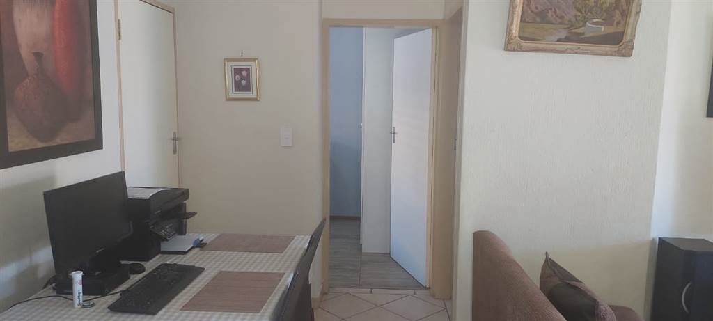2 Bed Townhouse in Andeon AH photo number 14