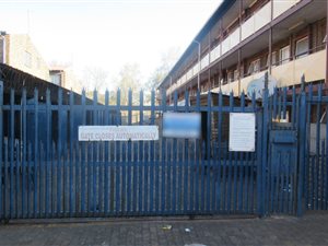 2 Bed Apartment in Kempton Park Central