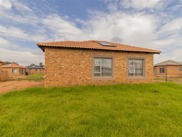 3 Bedroom House 3 Bedroom House