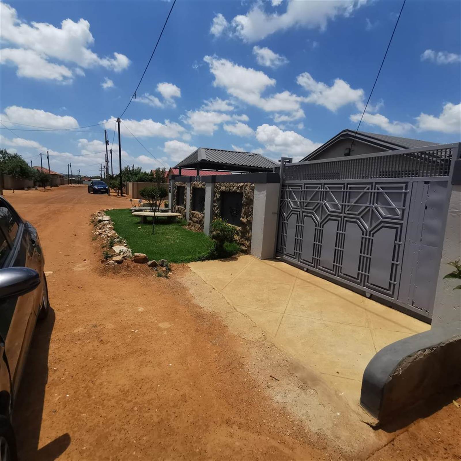 2 Bed House in Kagiso photo number 18