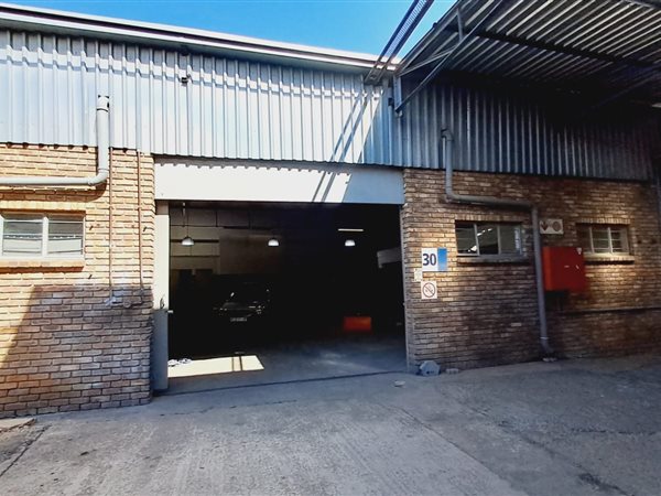 309 m² Industrial space 309 m² Industrial space