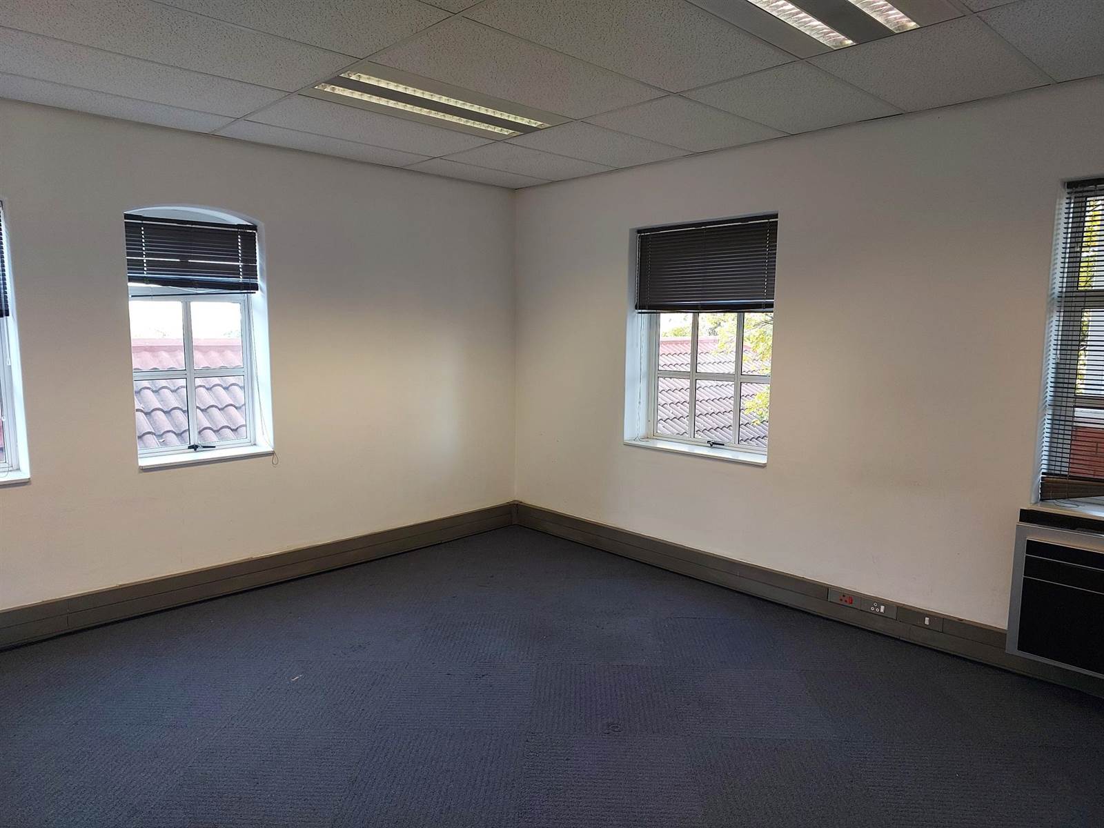 410.1  m² Commercial space in Bryanston photo number 22