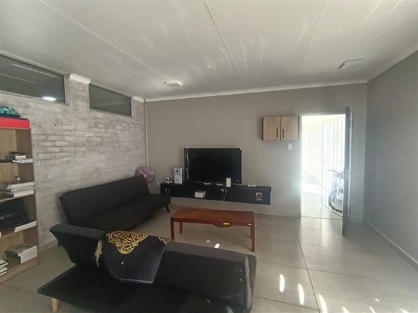 455 m² Commercial space 455 m² Commercial space