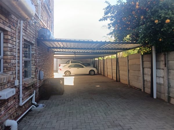 455 m² Commercial space 455 m² Commercial space