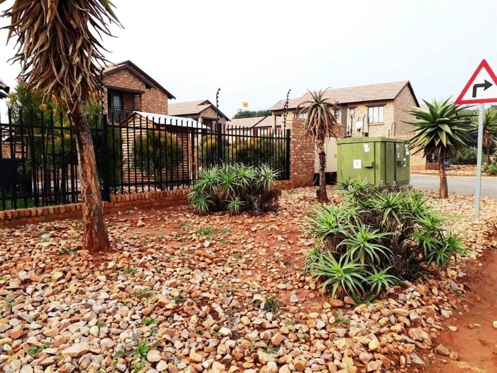 3 Bed Townhouse in Pretoria North photo number 20