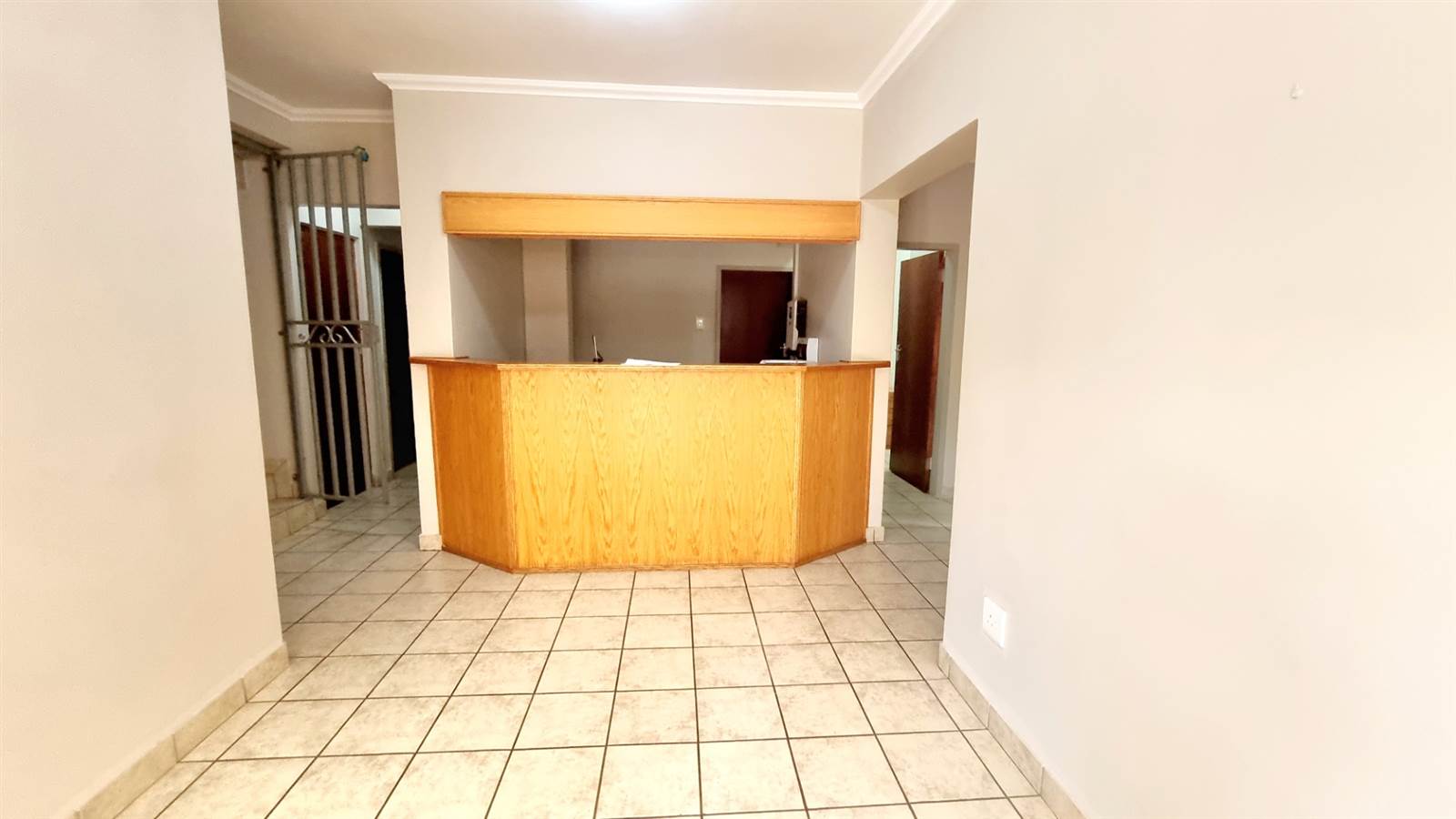 500  m² Office Space in Potchefstroom Central photo number 10