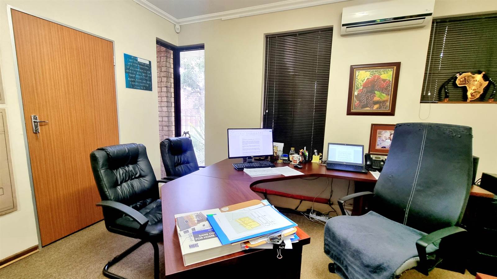 500  m² Office Space in Potchefstroom Central photo number 5
