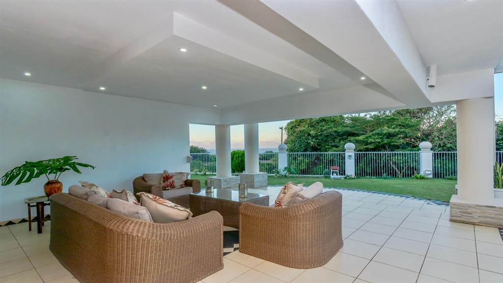 5 Bed House in La Lucia photo number 20
