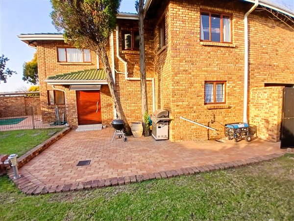 3 Bedroom House 3 Bedroom House