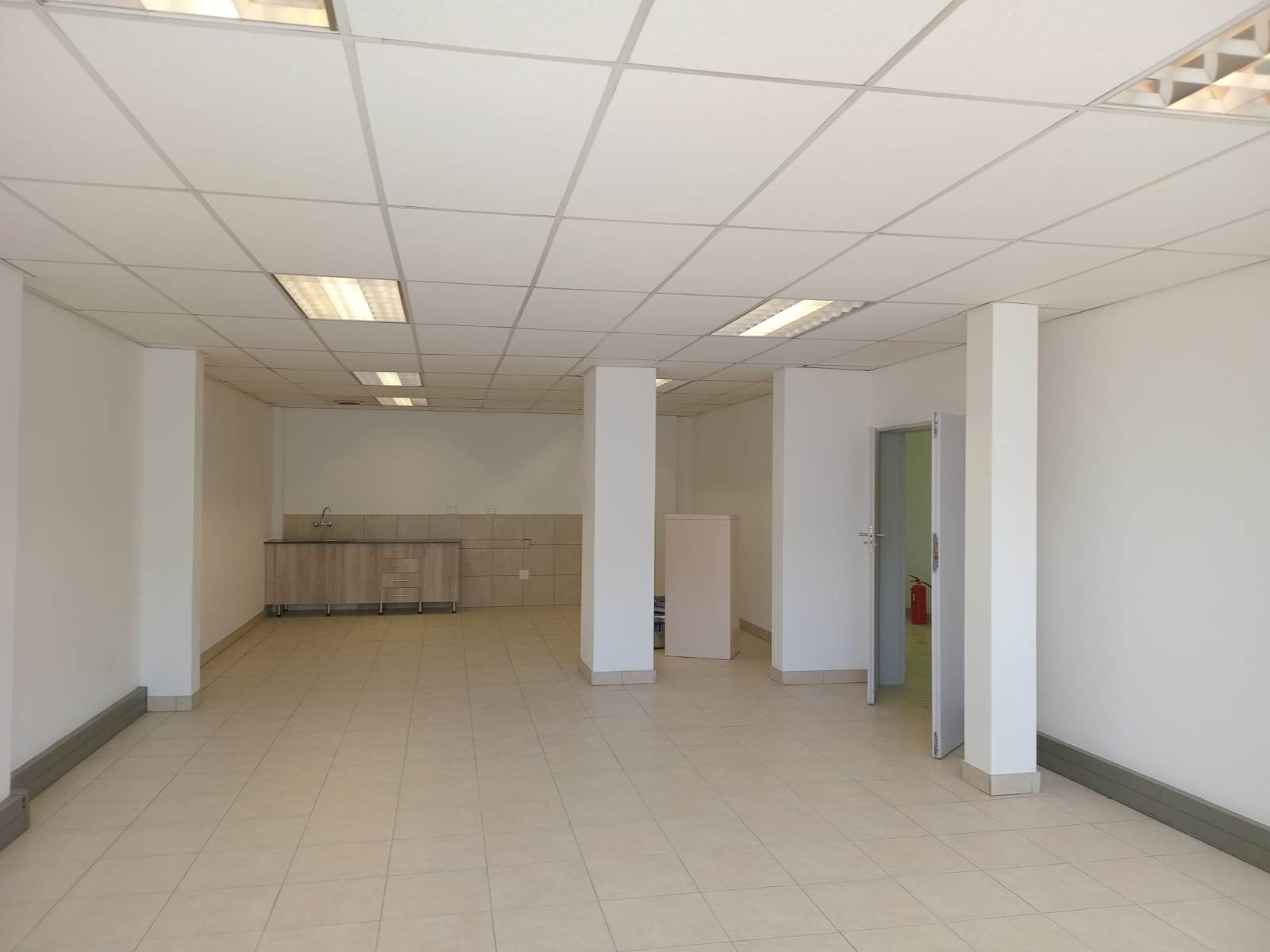 2559  m² Industrial space in Olifantsfontein photo number 23