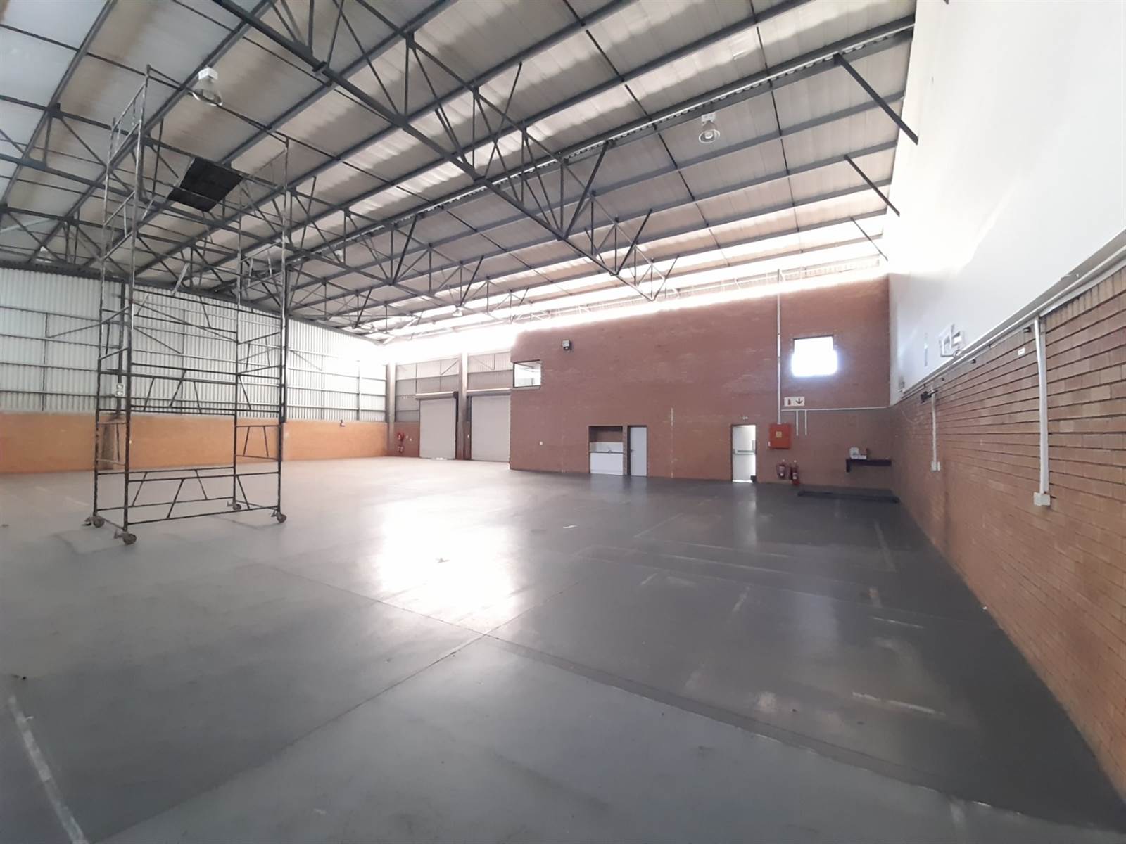 790  m² Commercial space in Jet Park photo number 23