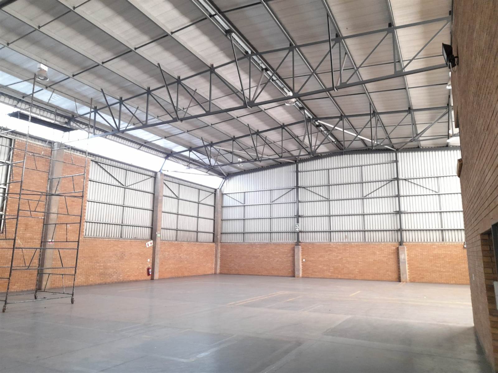 790  m² Commercial space in Jet Park photo number 20
