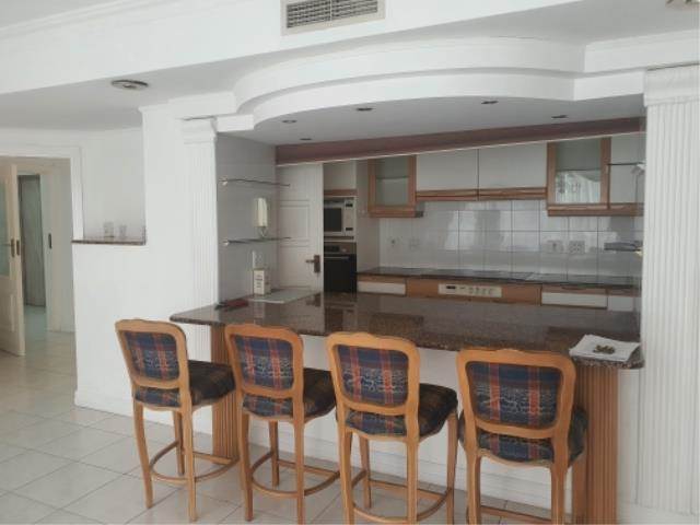 4 Bed Apartment in Musgrave photo number 6