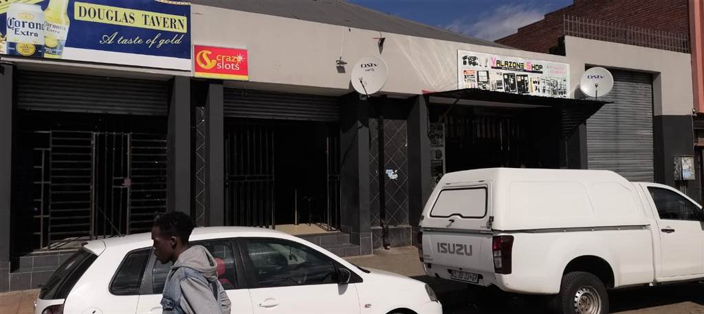 1550  m² Commercial space in Bloemfontein photo number 1