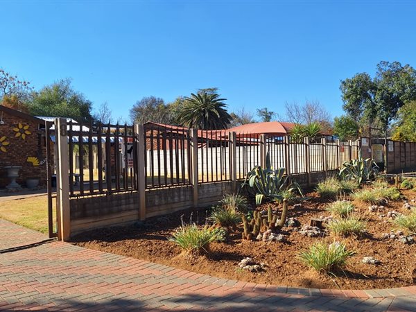 3 Bedroom House 3 Bedroom House