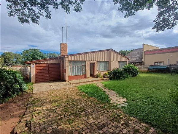 3 Bedroom House 3 Bedroom House
