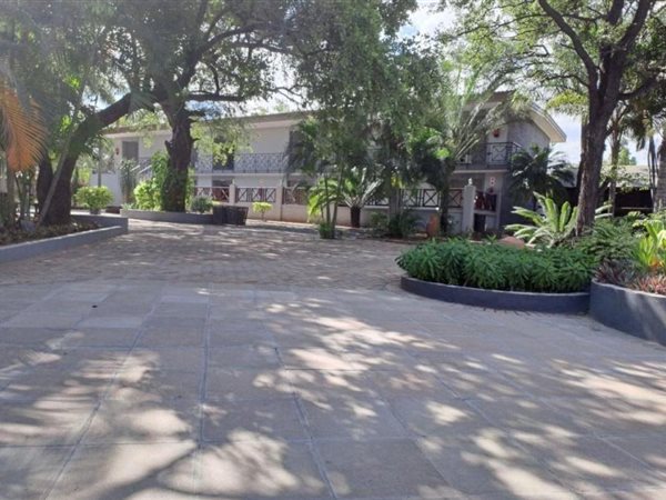 2 500 m² Commercial space 2 500 m² Commercial space