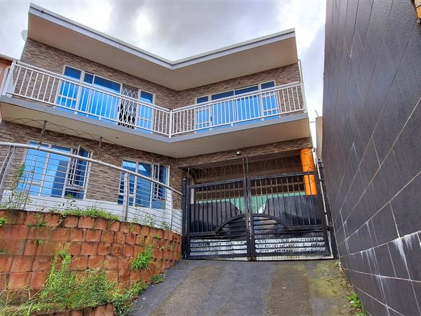 3 Bedroom House 3 Bedroom House