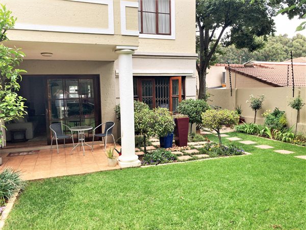 2 Bed Townhouse in Saxonwold