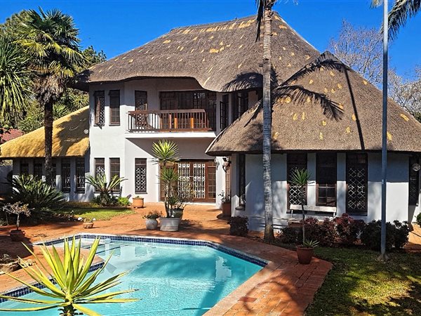 5 Bedroom House 5 Bedroom House