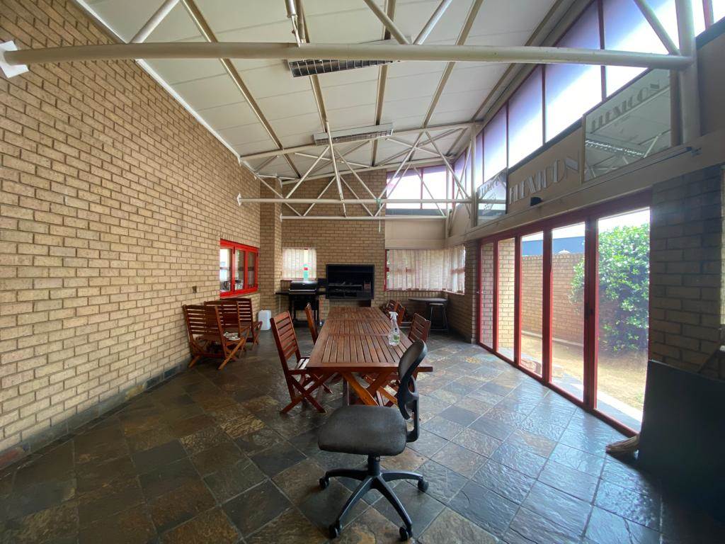 7400  m² Commercial space in Klipfontein photo number 12