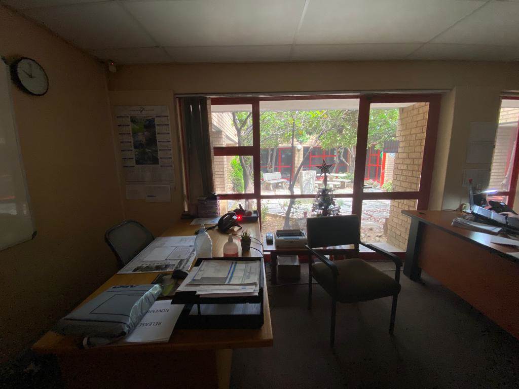 7400  m² Commercial space in Klipfontein photo number 25