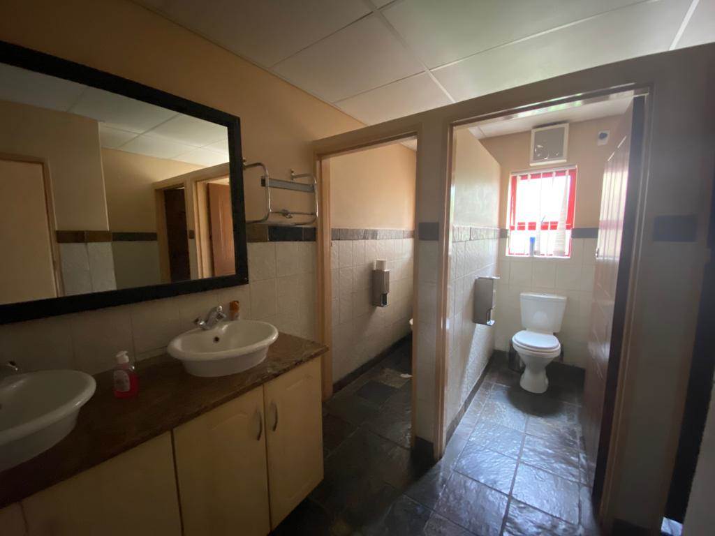 7400  m² Commercial space in Klipfontein photo number 10