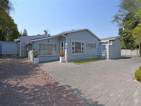 4 Bed House