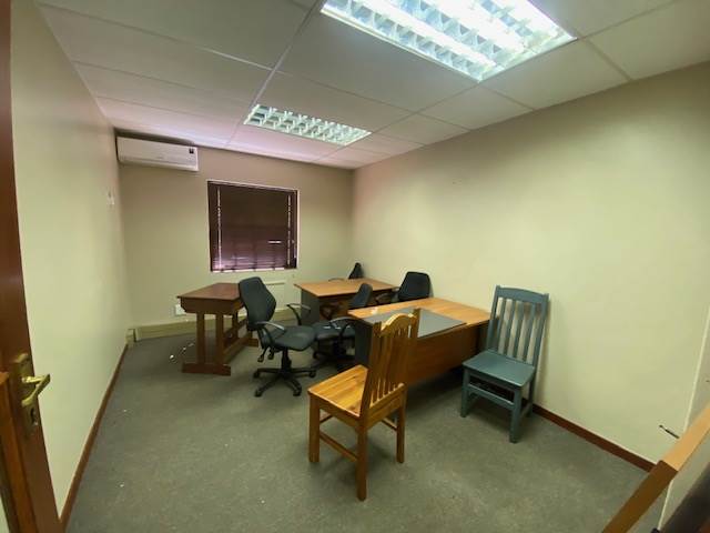 130  m² Office Space in Lyttelton Manor photo number 6