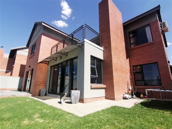 4 Bed Townhouse in Somerton Estate