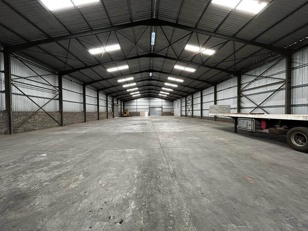 2100  m² Industrial space in Bredell AH photo number 2